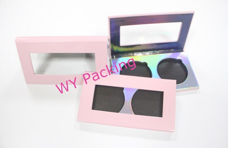 Empty makeup palette